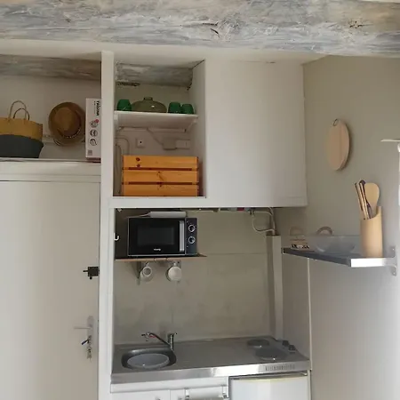 Corneille -climatisation Wifi Vue 公寓 *